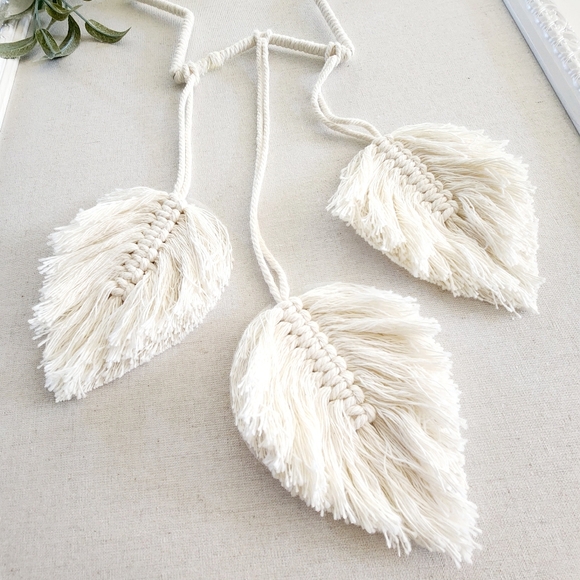 Decor - boho star & leaf macrame fringe hanging mobile - Picture 3 of 7